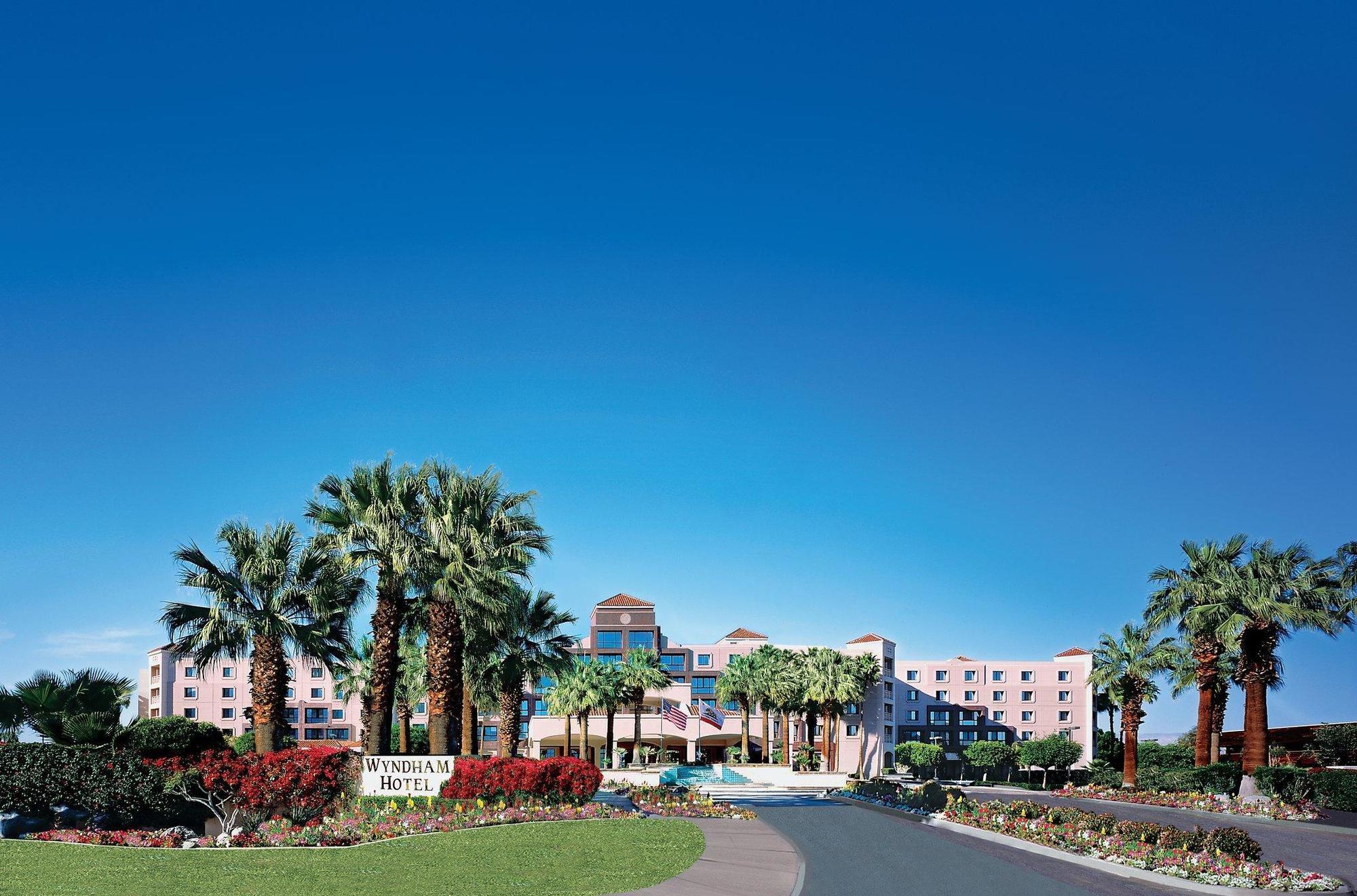 Worldmark Palm Springs - Plaza Resort And Spa Exterior photo